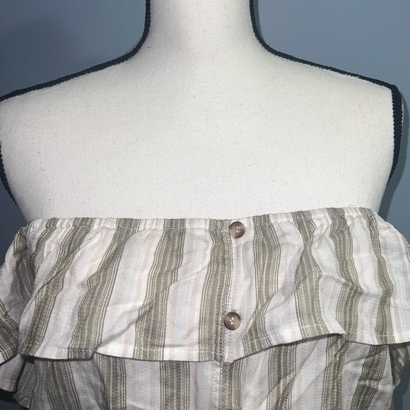 Becsel- Striped off the shoulder top - Picture 2 of 7